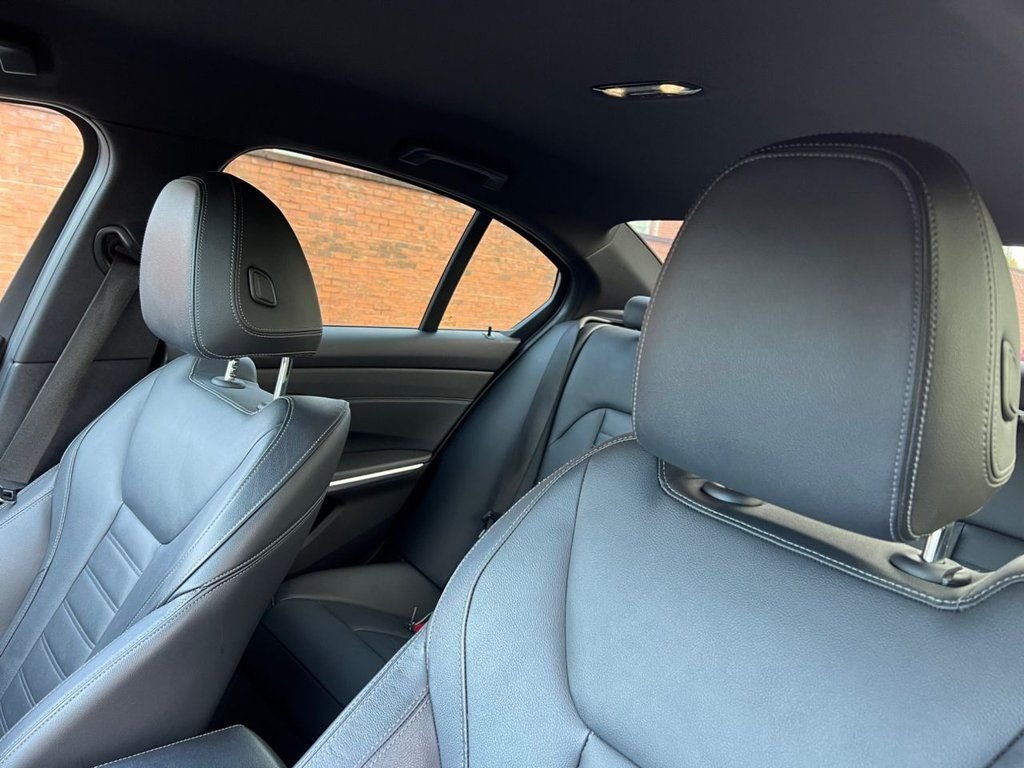 Used BMW 3 Series 2019 for sale - 77199758: Photo 12