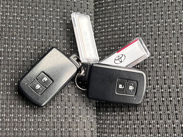 Used Toyota Auris 2014 for sale - 76256689: Photo 30