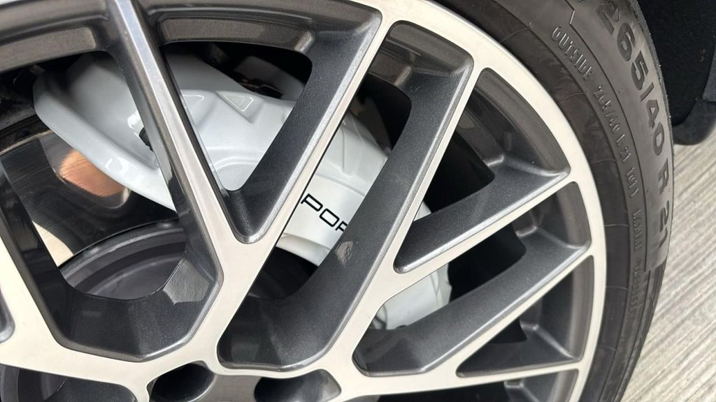 Used Porsche Macan 2021 for sale - 76367799: Photo 19