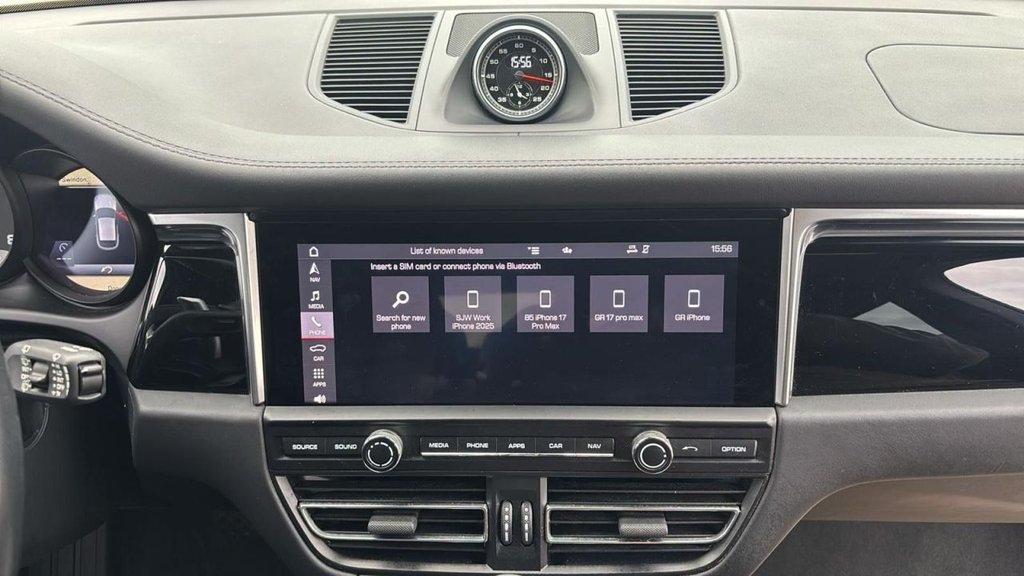 Used Porsche Macan 2021 for sale - 76367799: Photo 23