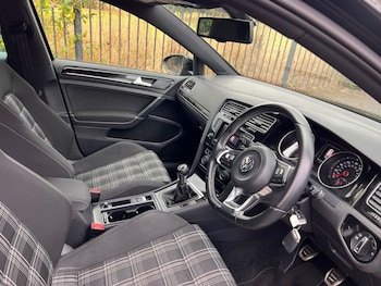 Used Volkswagen Golf 2014 for sale - 75727687: Photo