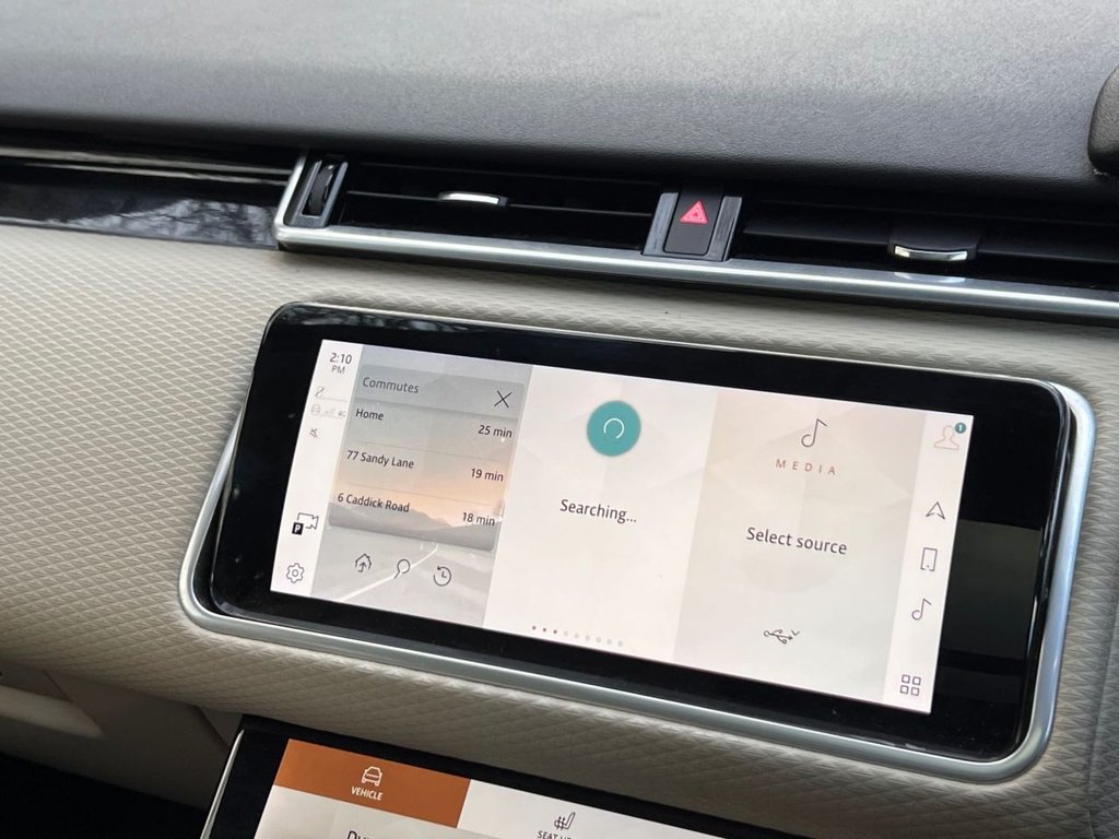 Used Land Rover Range Rover Velar 2021 for sale - 76686463: Photo 17