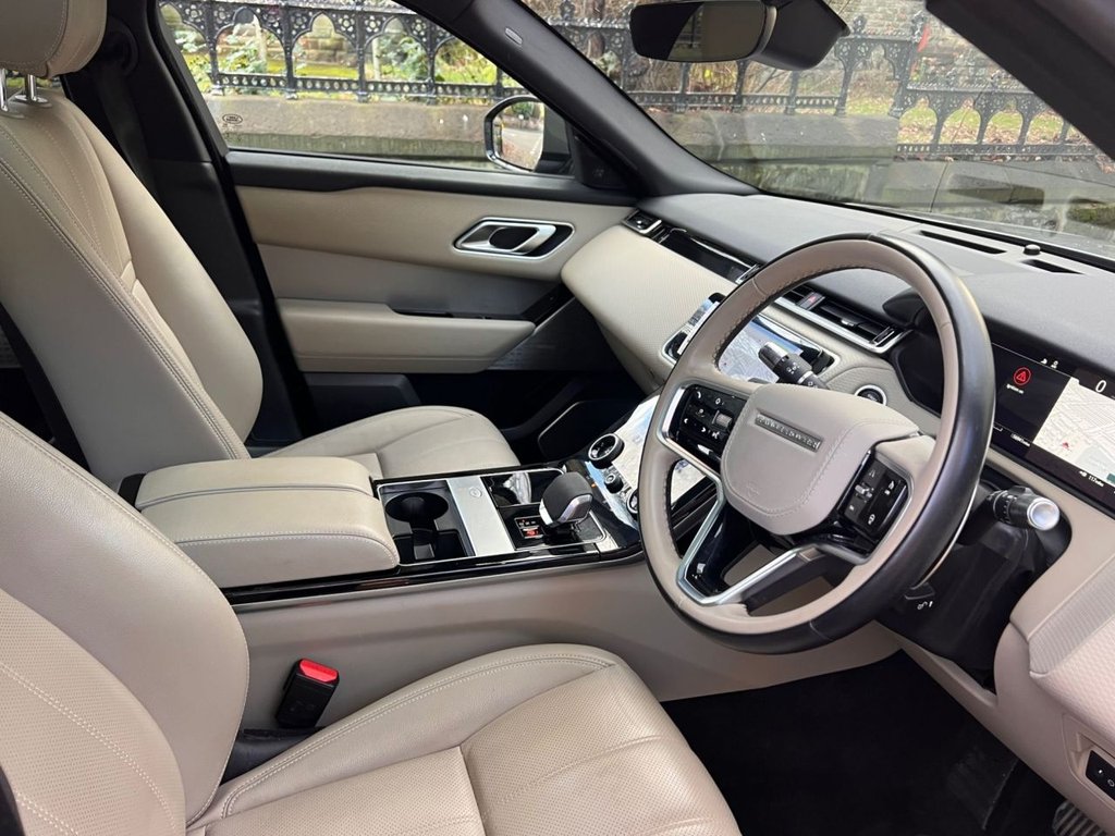 Used Land Rover Range Rover Velar 2021 for sale - 76686463: Photo 2