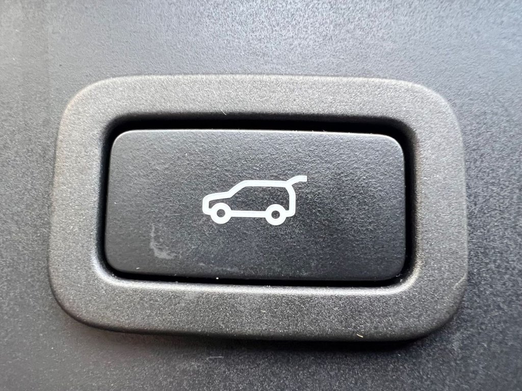 Used Land Rover Range Rover Velar 2021 for sale - 76686463: Photo 21