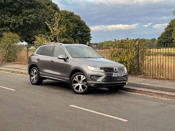 Used Volkswagen Touareg 2016 for sale - 75585730: Photo