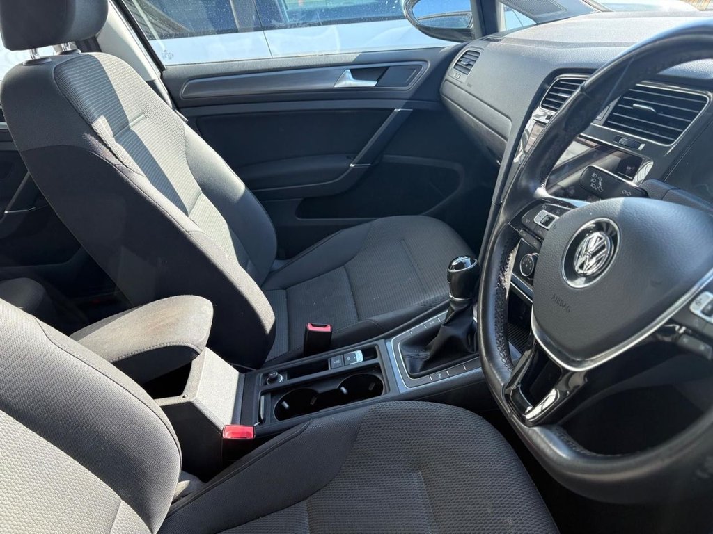 Used Volkswagen Golf 2018 for sale - 77748048: Photo 2