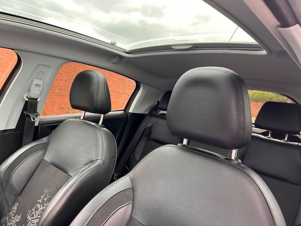 Used Peugeot 208 2012 for sale - 76105407: Photo 12