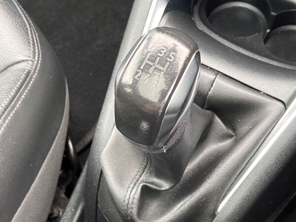 Used Peugeot 208 2012 for sale - 76105407: Photo 21