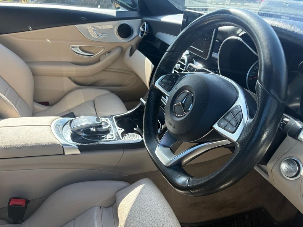 Used Mercedes-Benz C Class 2016 for sale - 77936368: Photo 2