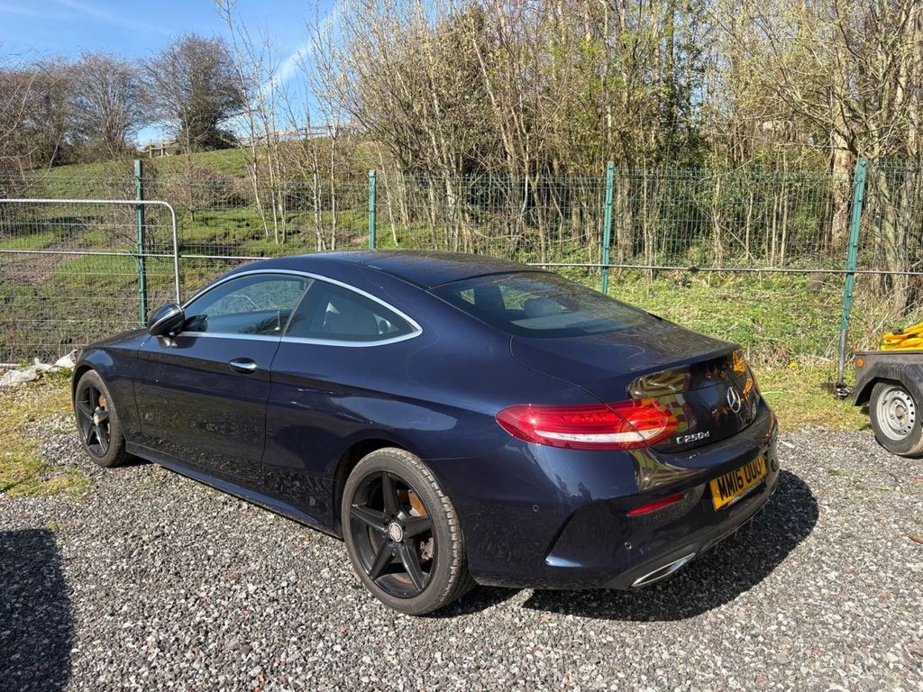 Used Mercedes-Benz C Class 2016 for sale - 77936368: Photo 3