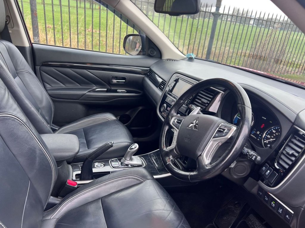 Used Mitsubishi Outlander 2015 for sale - 77369001: Photo 2