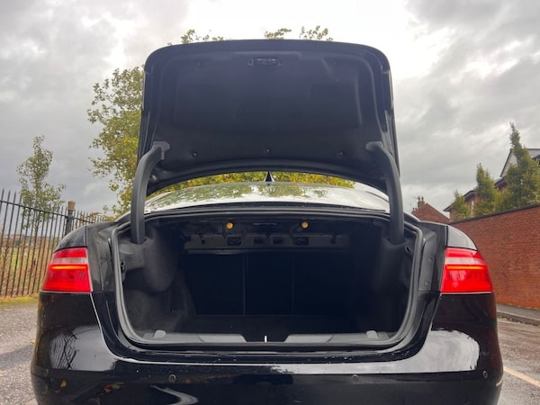 Used Jaguar XE 2017 for sale - 76162664: Photo 14