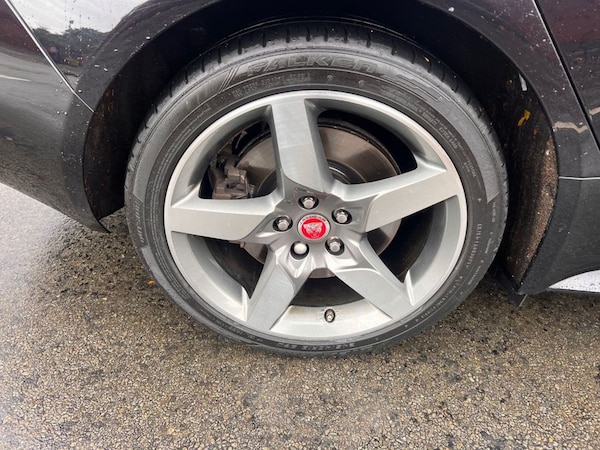 Used Jaguar XE 2017 for sale - 76162664: Photo 15