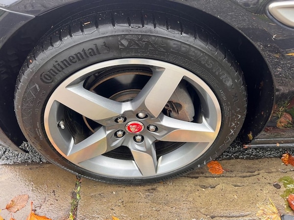 Used Jaguar XE 2017 for sale - 76162664: Photo 17