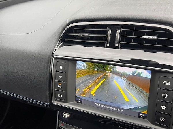 Used Jaguar XE 2017 for sale - 76162664: Photo 23
