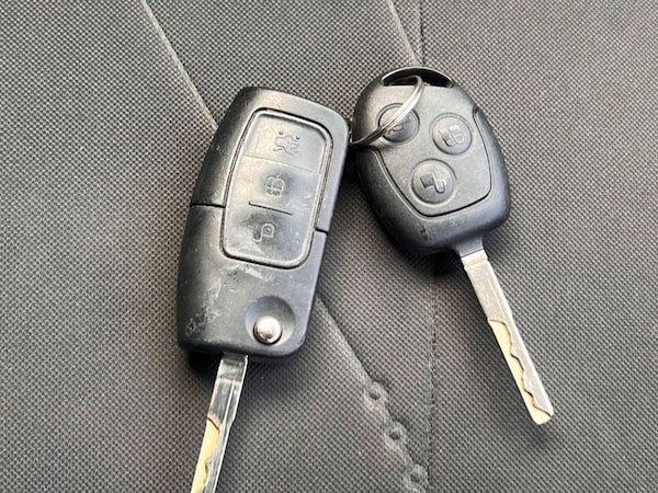 Used Ford Fiesta 2015 for sale - 76333296: Photo 25