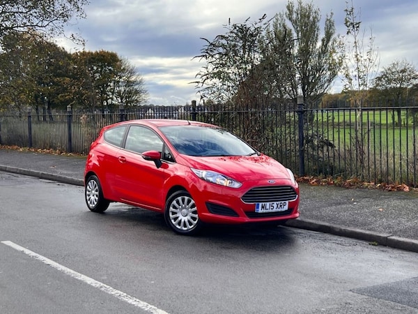 Used Ford Fiesta 2015 for sale - 76333296: Photo 4