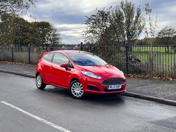 Used Ford Fiesta 2015 for sale - 76333296: Photo 4