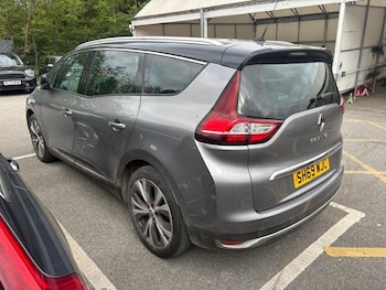 Used Renault Grand Scenic 2019 for sale - 78538440: Photo