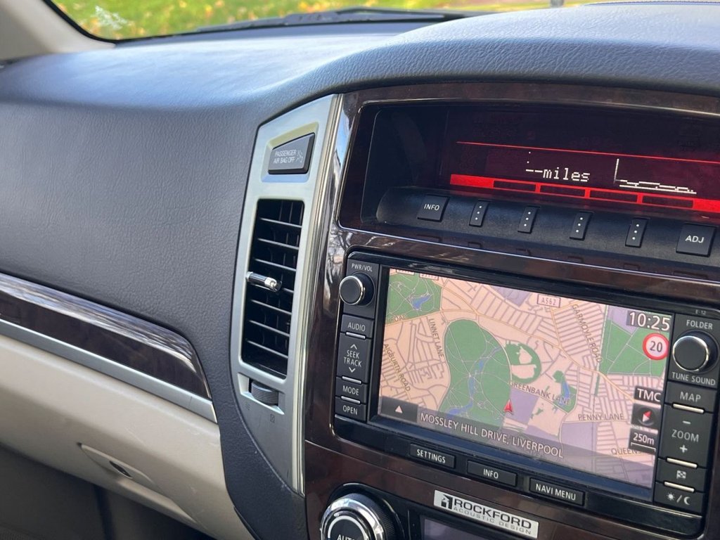 Used Mitsubishi Shogun 2016 for sale - 76797634: Photo 21