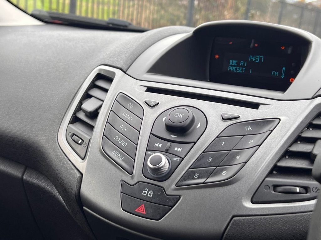Used Ford Fiesta 2014 for sale - 76386205: Photo 15