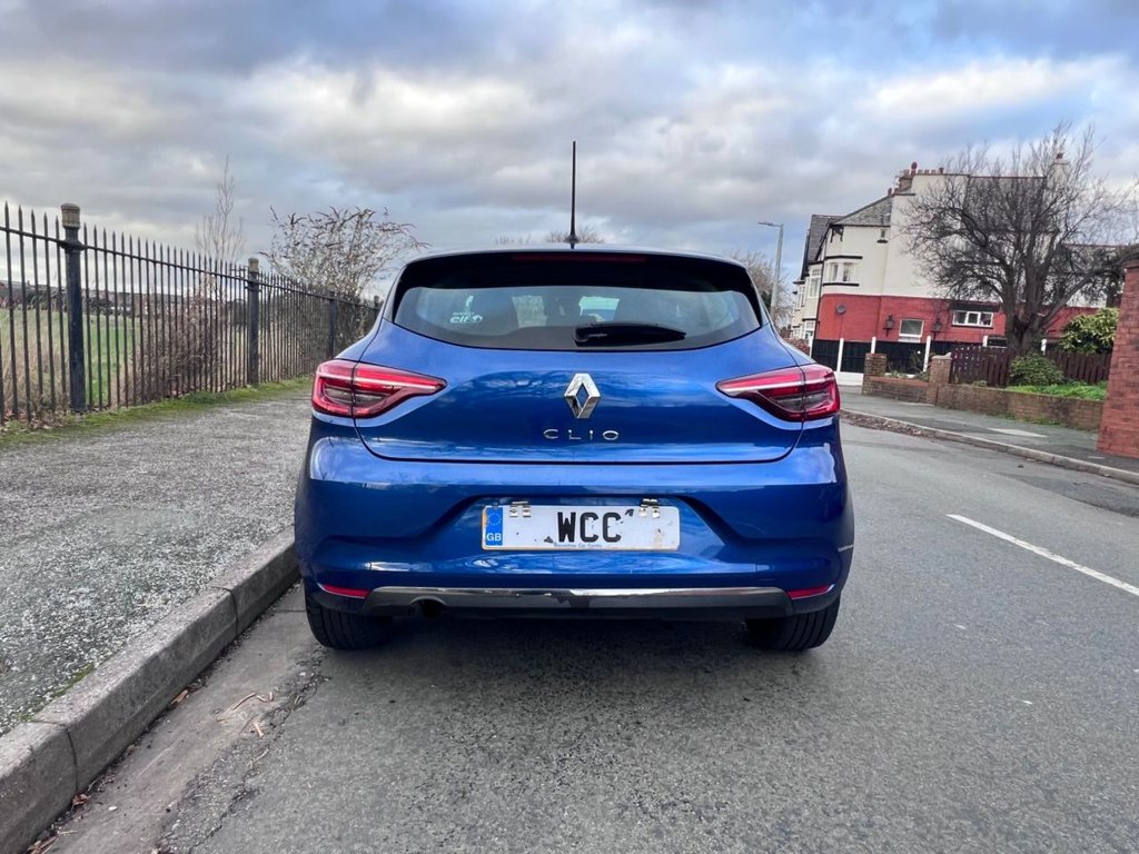 Used Renault Clio 2020 for sale - 76867334: Photo 11