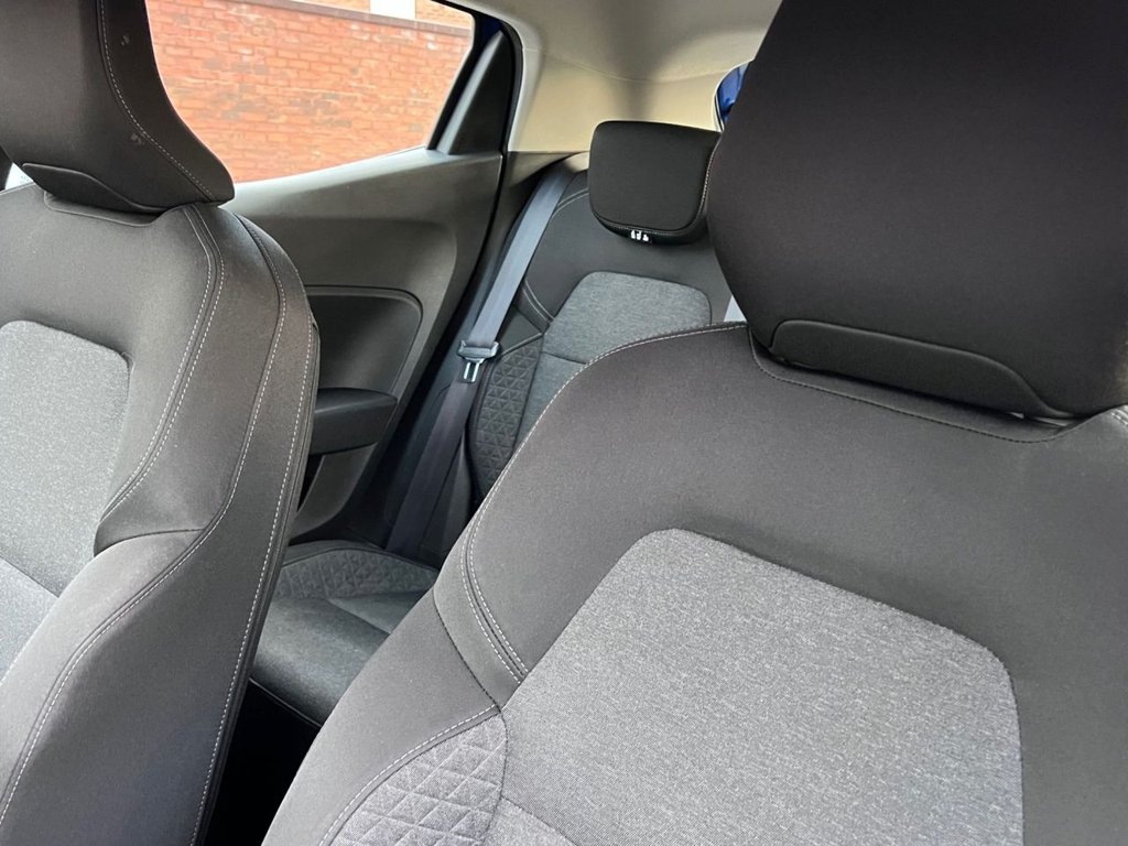 Used Renault Clio 2020 for sale - 76867334: Photo 12