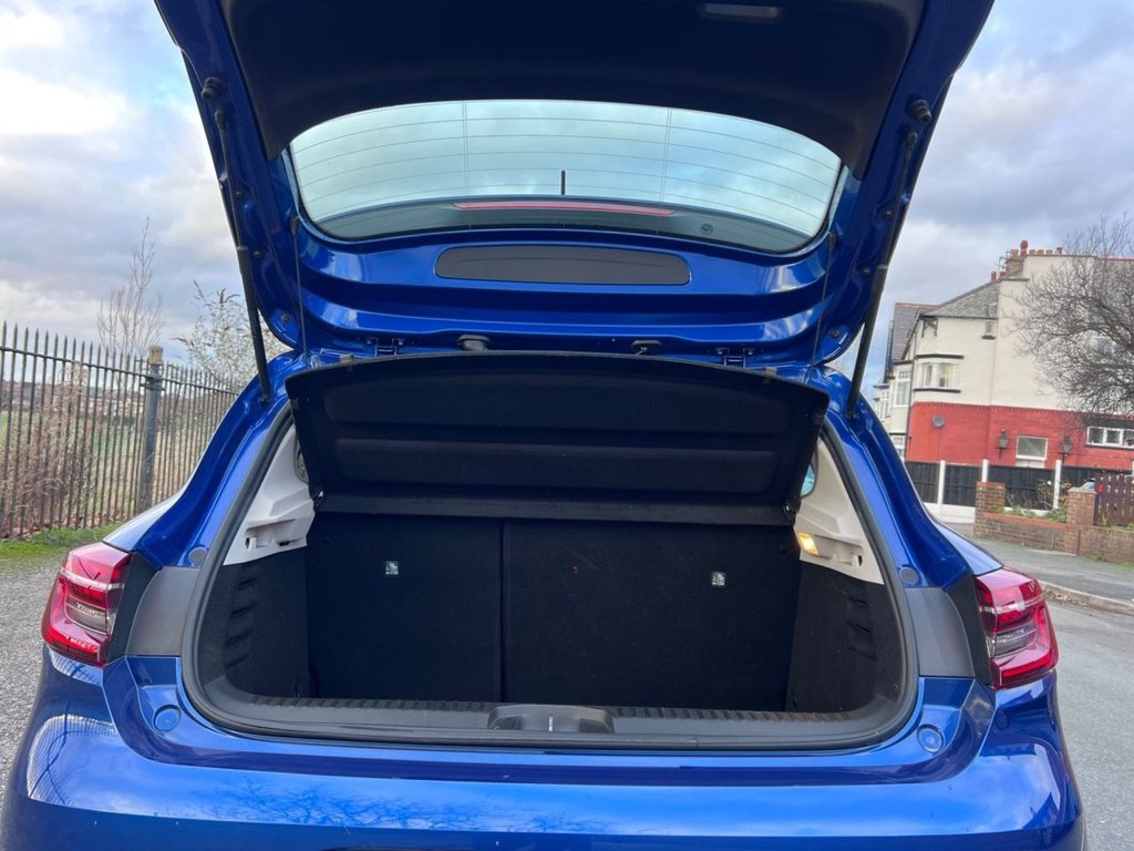 Used Renault Clio 2020 for sale - 76867334: Photo 14