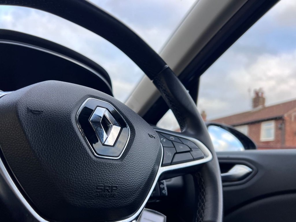 Used Renault Clio 2020 for sale - 76867334: Photo 21