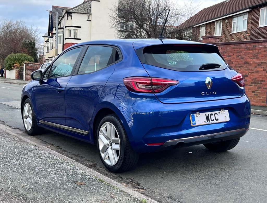 Used Renault Clio 2020 for sale - 76867334: Photo 9