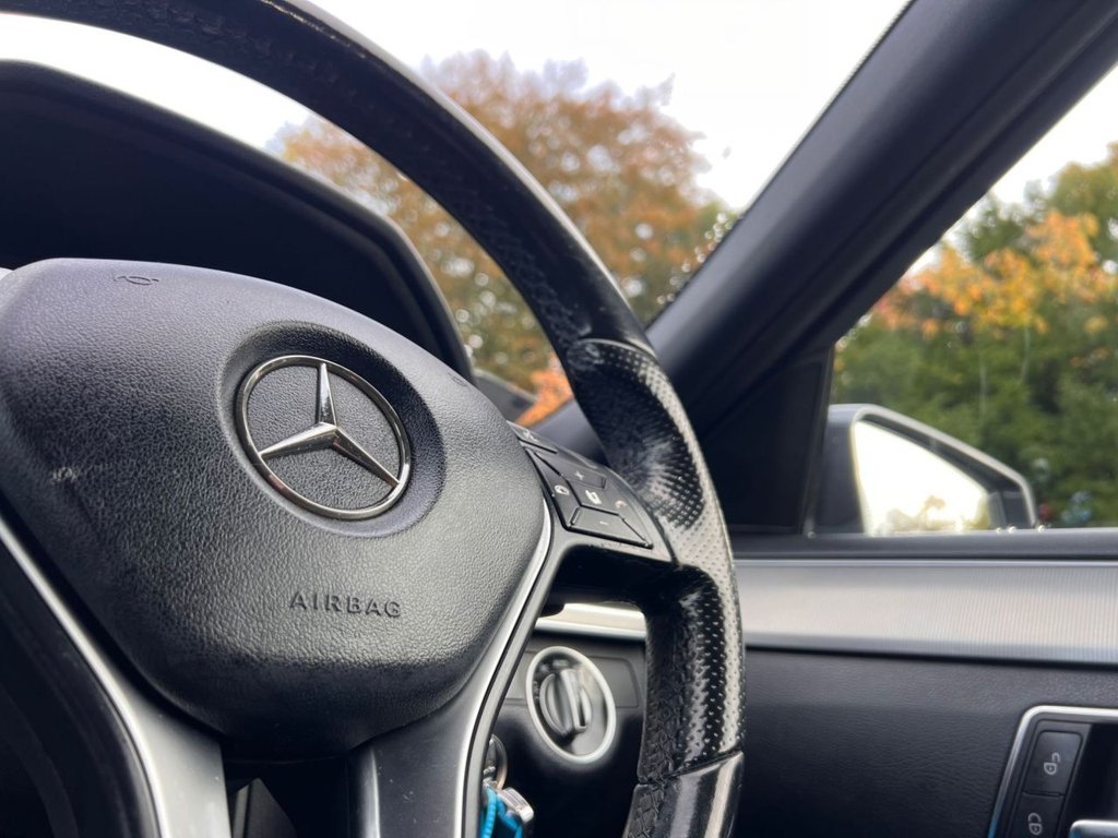 Used Mercedes-Benz E Class 2015 for sale - 76345461: Photo 23