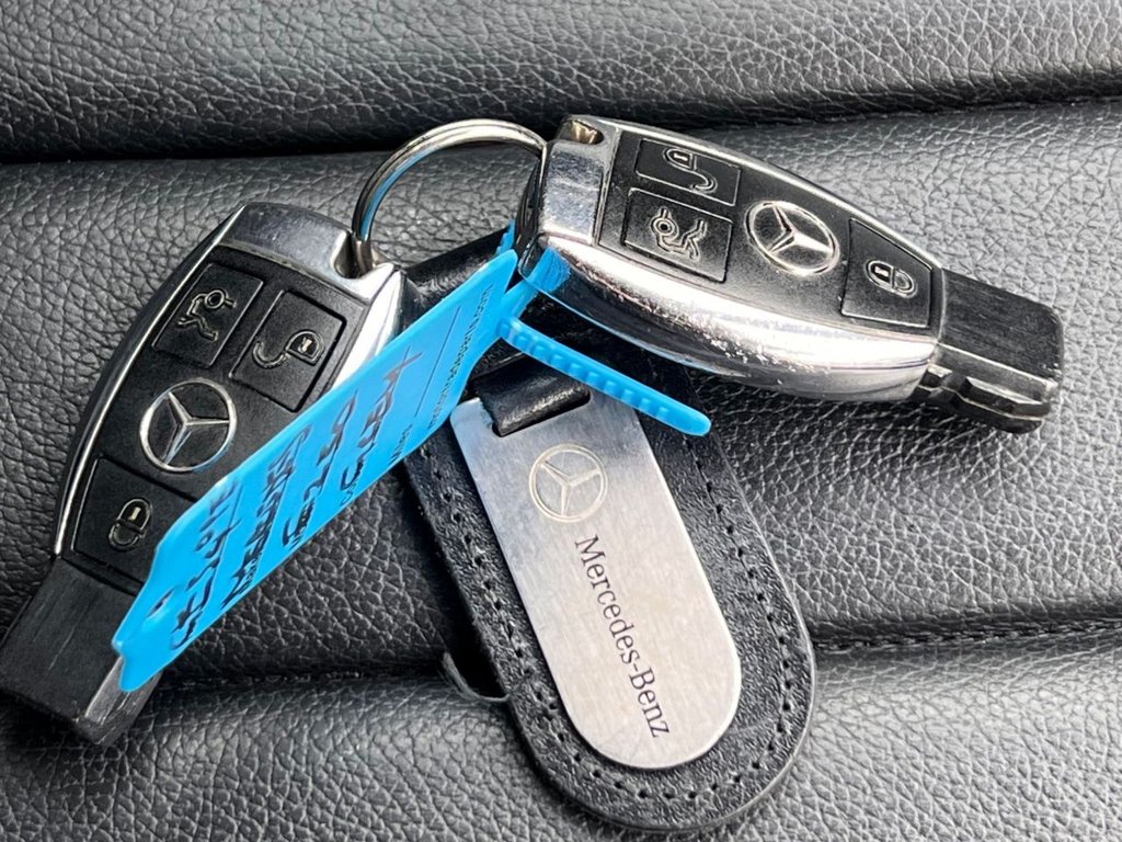 Used Mercedes-Benz E Class 2015 for sale - 76345461: Photo 24