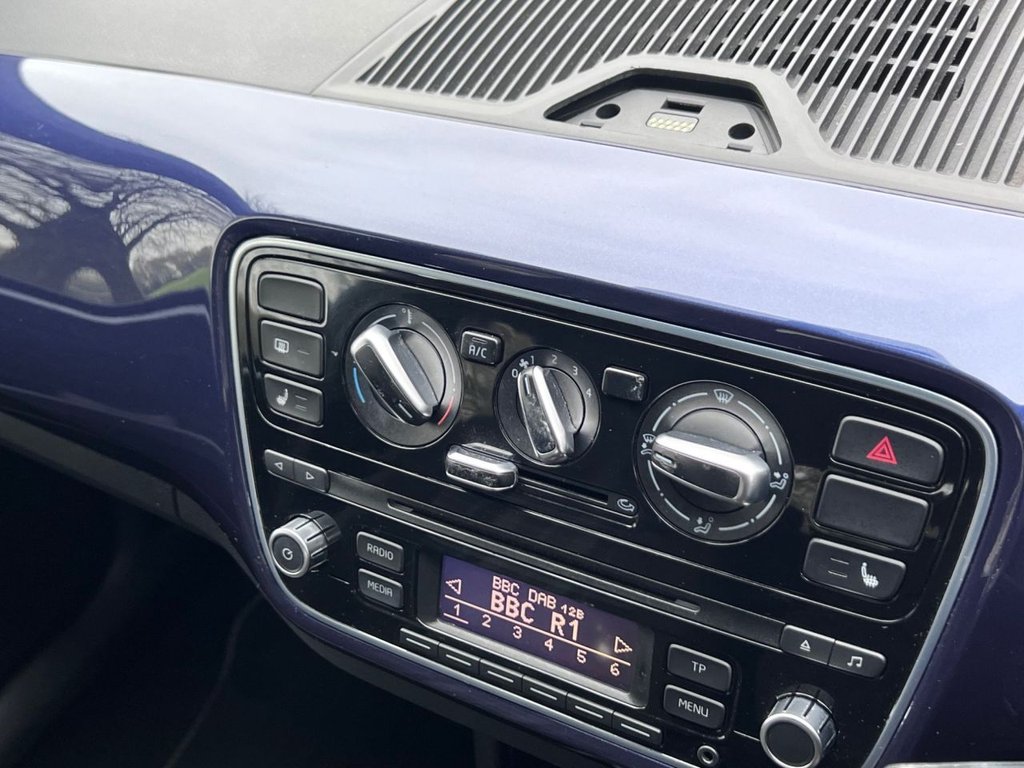 Used Volkswagen up! 2015 for sale - 77654466: Photo 16