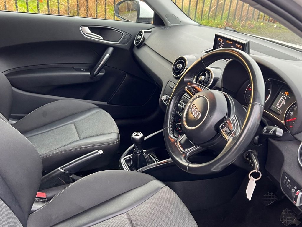 Used Audi A1 2015 for sale - 76820465: Photo 2