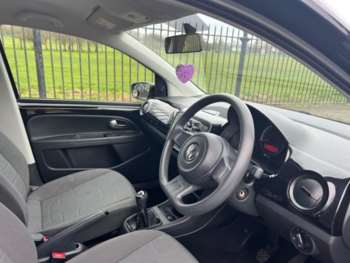 Used Volkswagen up! 2015 for sale - 74845346: Photo