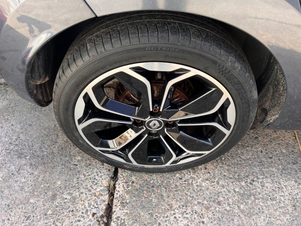 Used Renault Clio 2017 for sale - 77436667: Photo 17