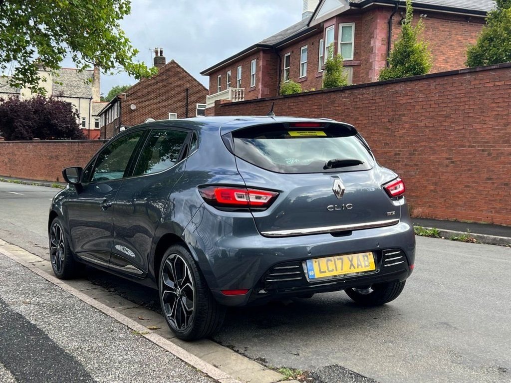 Used Renault Clio 2017 for sale - 77436667: Photo 8
