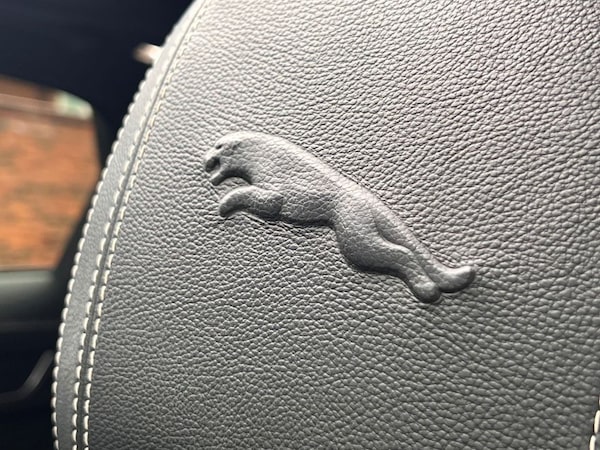 Used Jaguar F-Pace 2022 for sale - 76312910: Photo 15