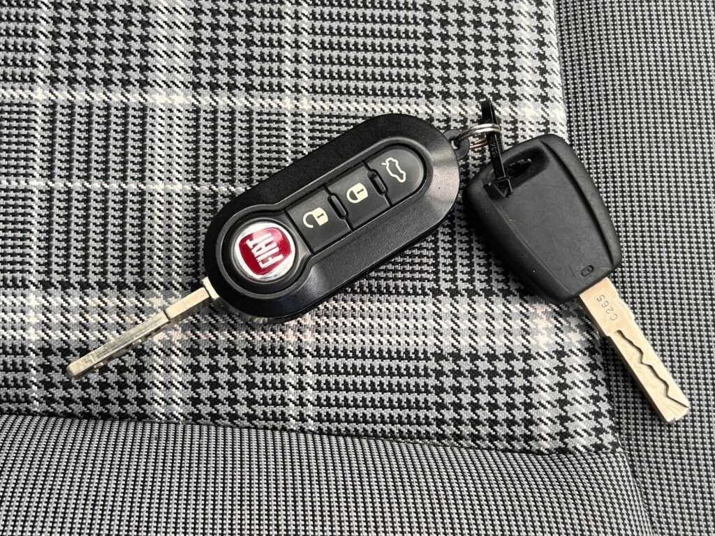 Used Fiat 500 2020 for sale - 75986365: Photo 28