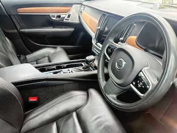 Used Volvo V90 2017 for sale - 78645069: Photo