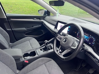 Used Volkswagen Golf 2020 for sale - 77436402: Photo