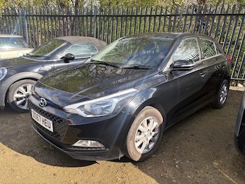 Used Hyundai i20 2017 for sale - 78271891: Photo