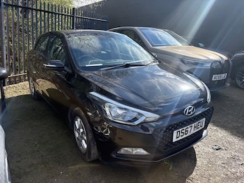 Used Hyundai i20 2017 for sale - 78271891: Photo