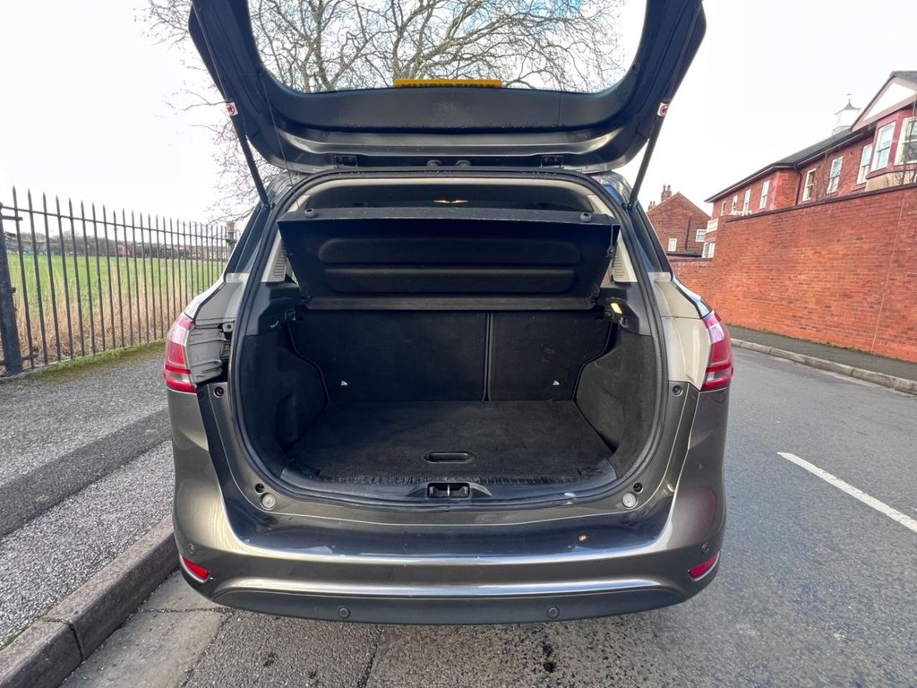 Used Ford B-MAX 2016 for sale - 77315953: Photo 14