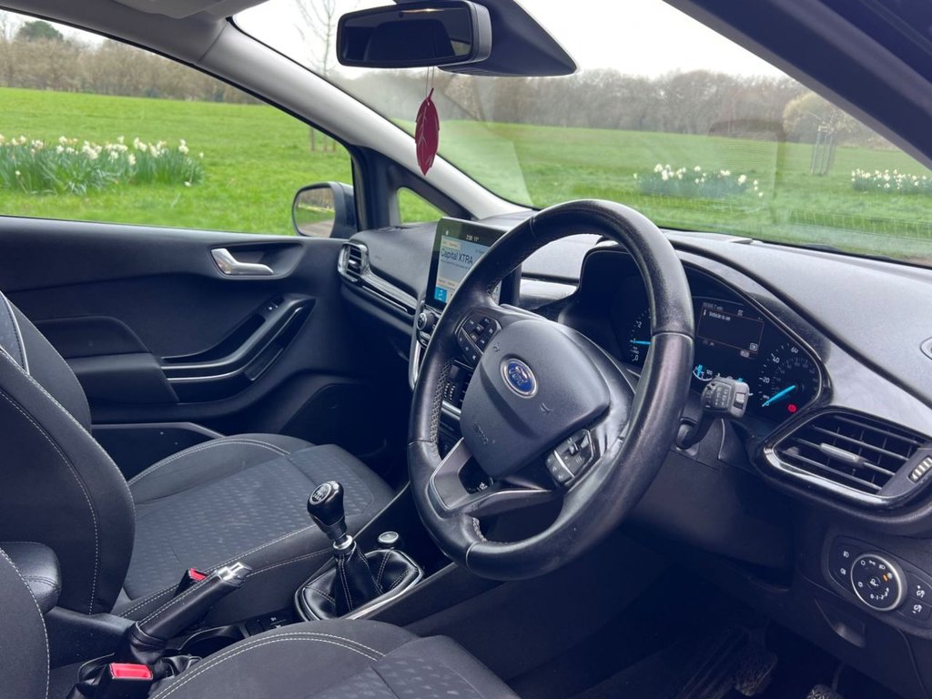 Used Ford Fiesta 2018 for sale - 77990710: Photo 2