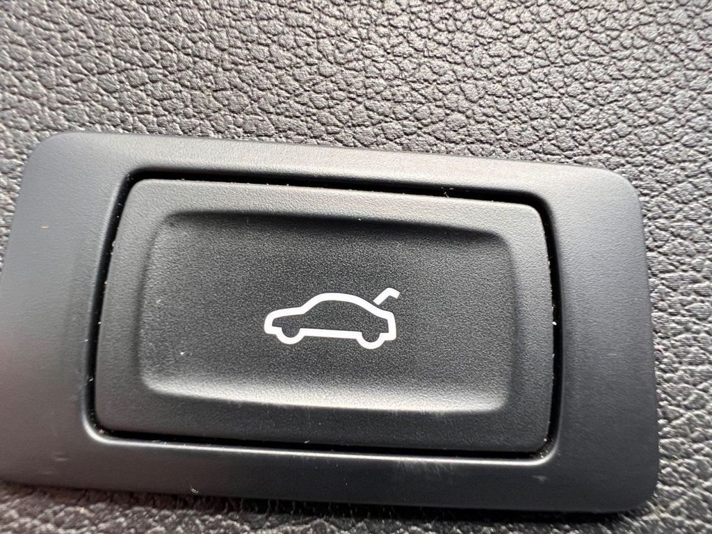 Used Audi Q7 2015 for sale - 76631946: Photo 27