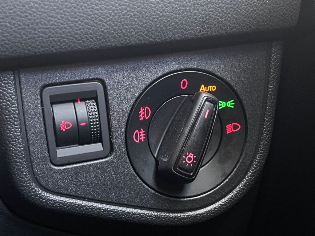 Used Volkswagen Polo 2018 for sale - 77288242: Photo 27