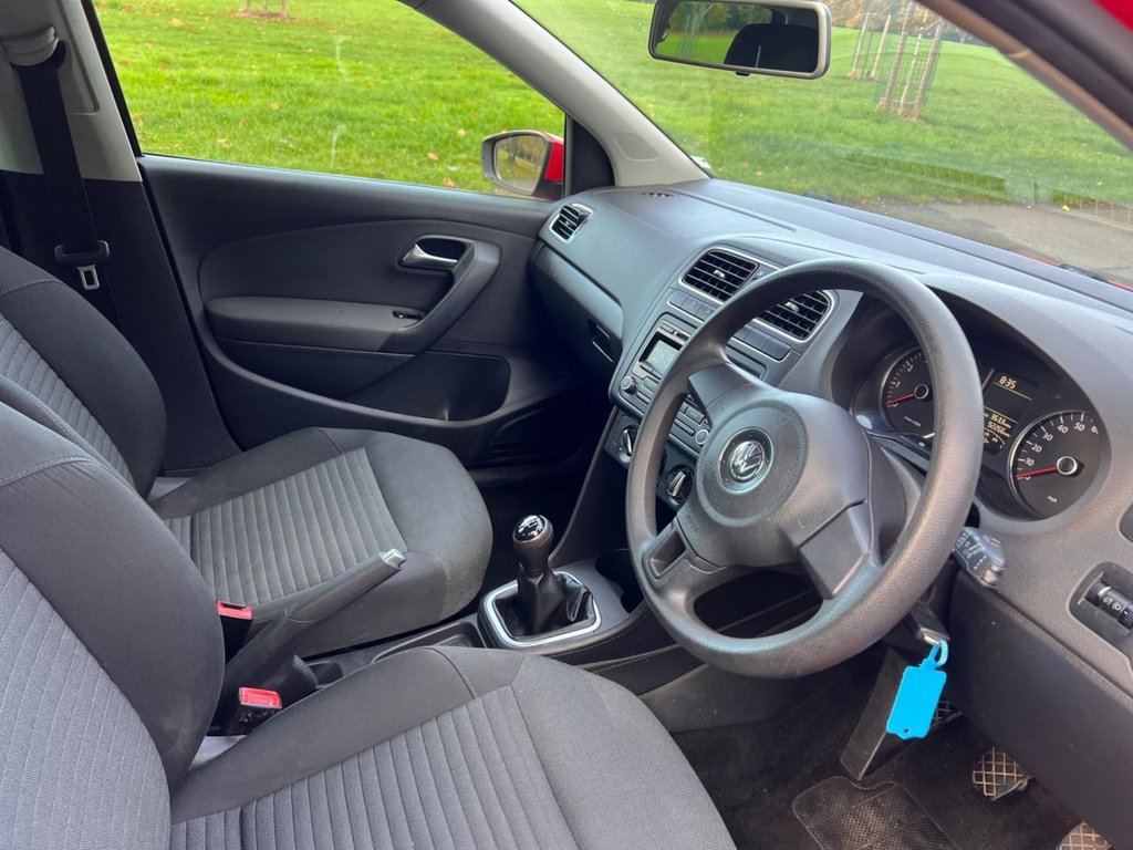 Used Volkswagen Polo 2012 for sale - 76356169: Photo 2