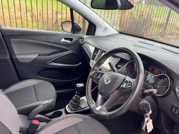 Used Vauxhall Crossland X 2020 for sale - 76312922: Photo 2