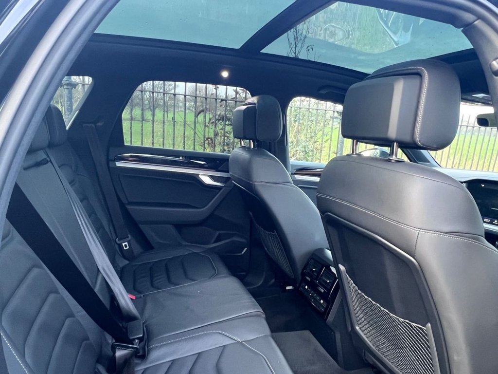 Used Volkswagen Touareg 2023 for sale - 77904906: Photo 15